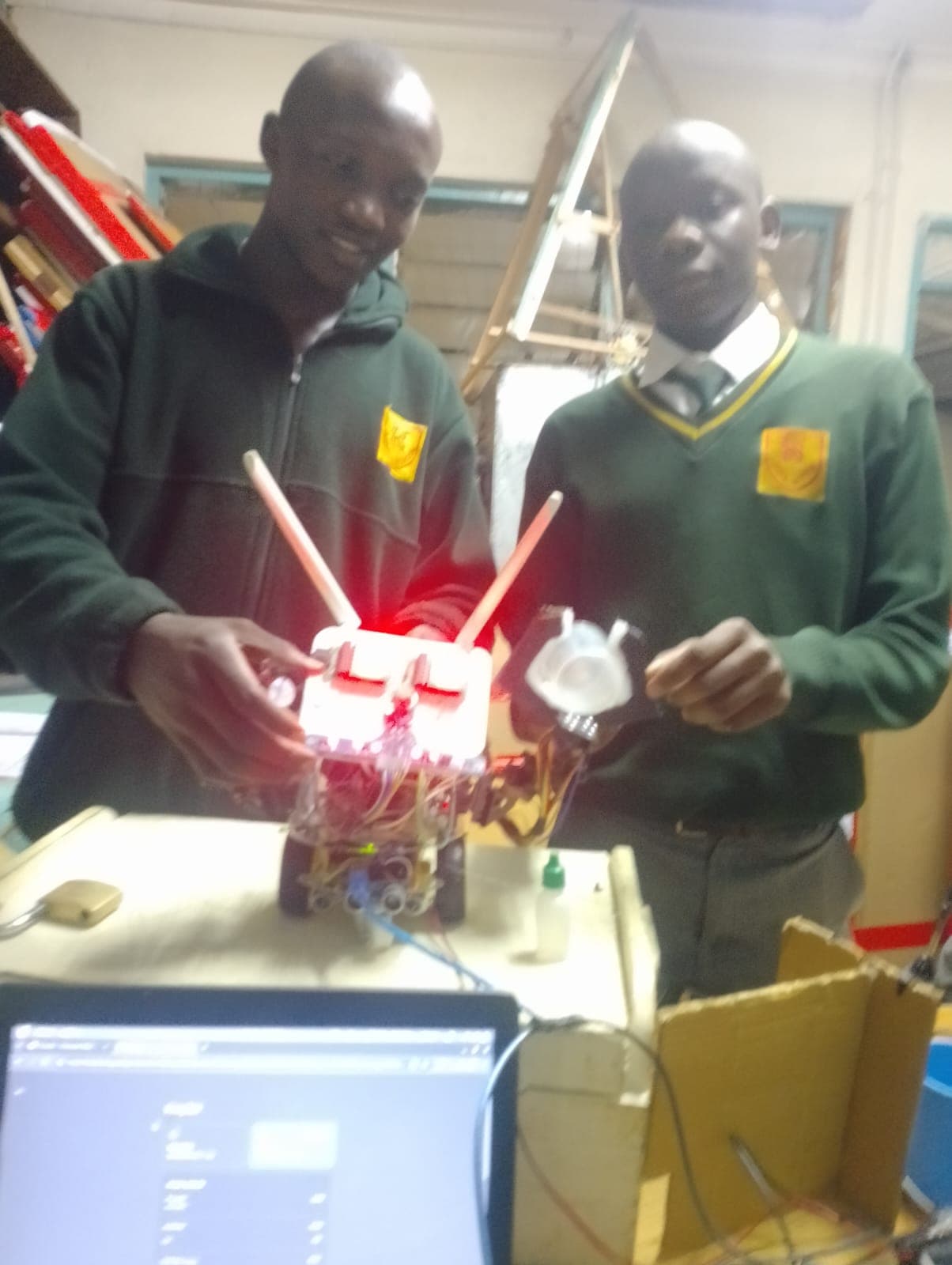 Laboratory instruction session on robotics hardware