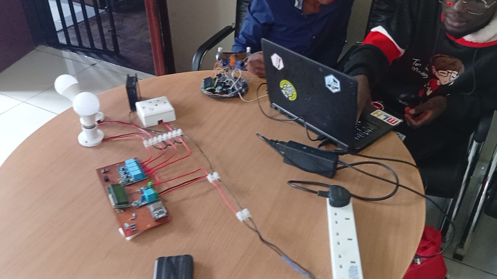 SPI bus cabling and circuit wiring